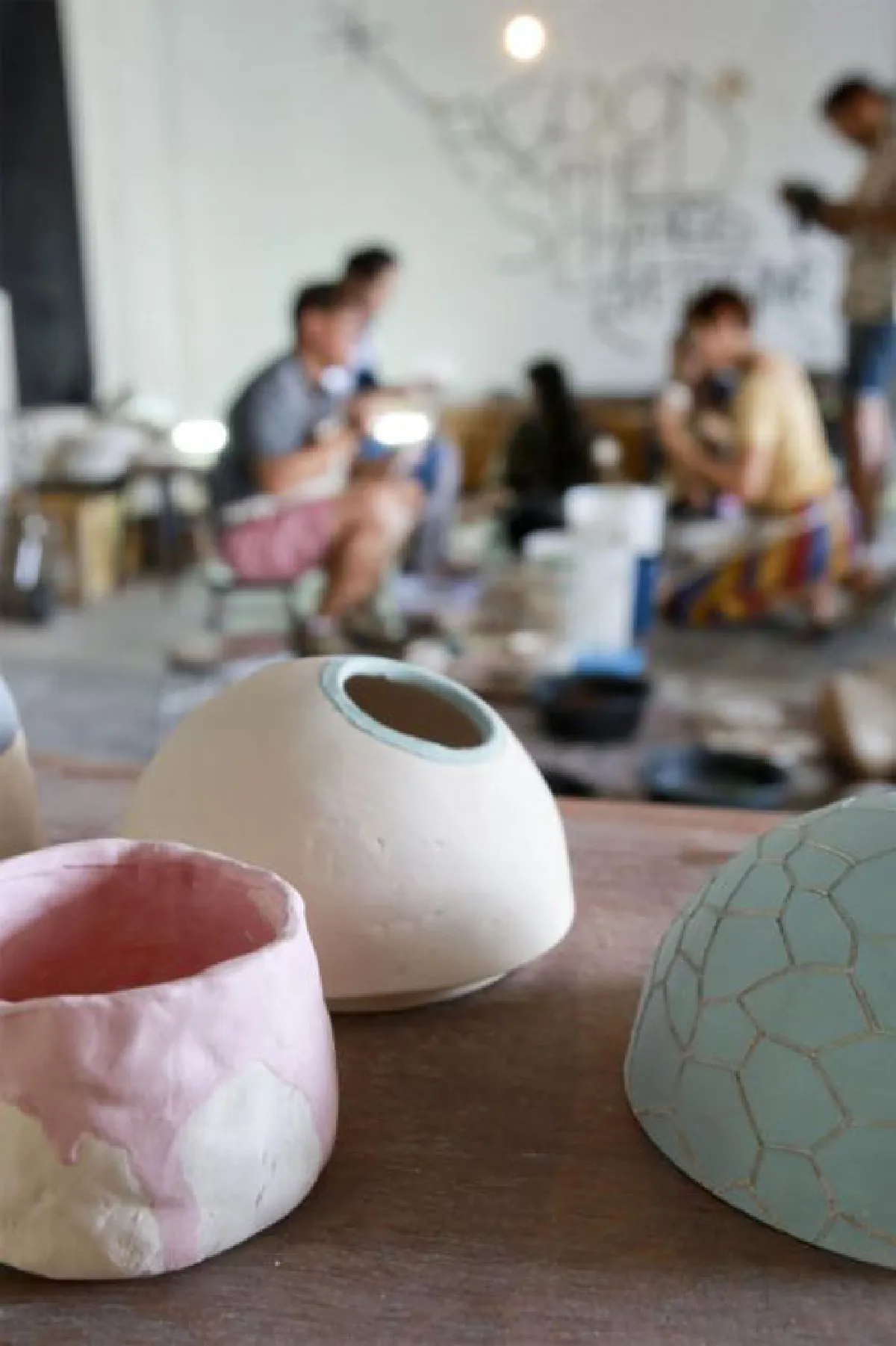 ‘ปั้นเซรามิก’ ฝึกให้ผู้สูงวัยได้คิดได้ฝึกกล้ามเนื้อมือ