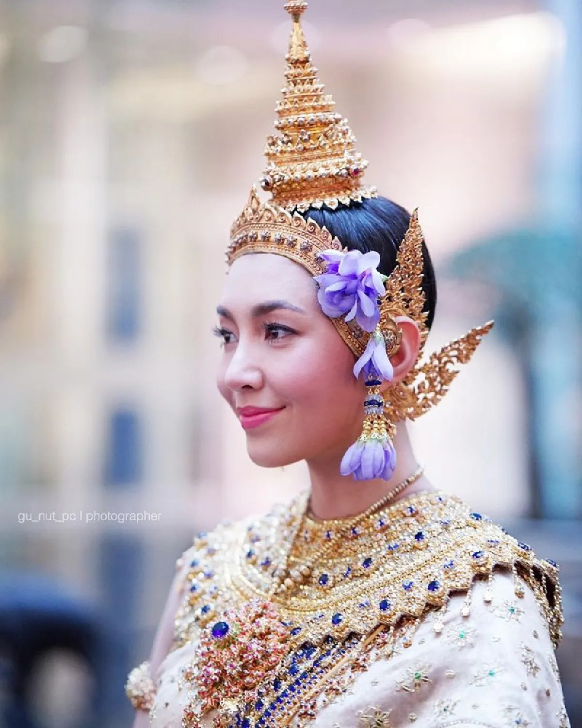 สวยสง่า! เบลล่า ราณี แต่งชุดไทยจัดเต็มอีกครั้ง แปลงโฉมเป็นนางสงกรานต์