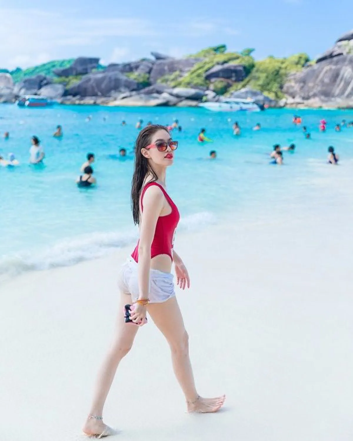 เกรซ กาญจน์เกล้า ขอขัดใจแม่! โชว์เซ็กซี่อวดหุ่นเป๊ะปังหัวจรดเท้า