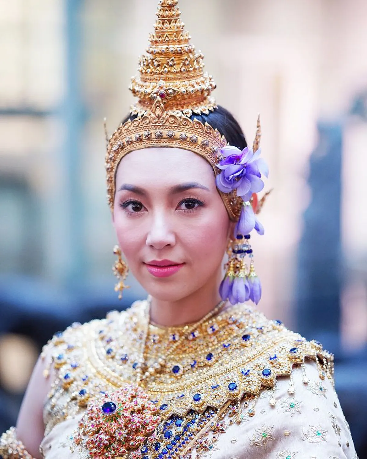 สวยสง่า! เบลล่า ราณี แต่งชุดไทยจัดเต็มอีกครั้ง แปลงโฉมเป็นนางสงกรานต์