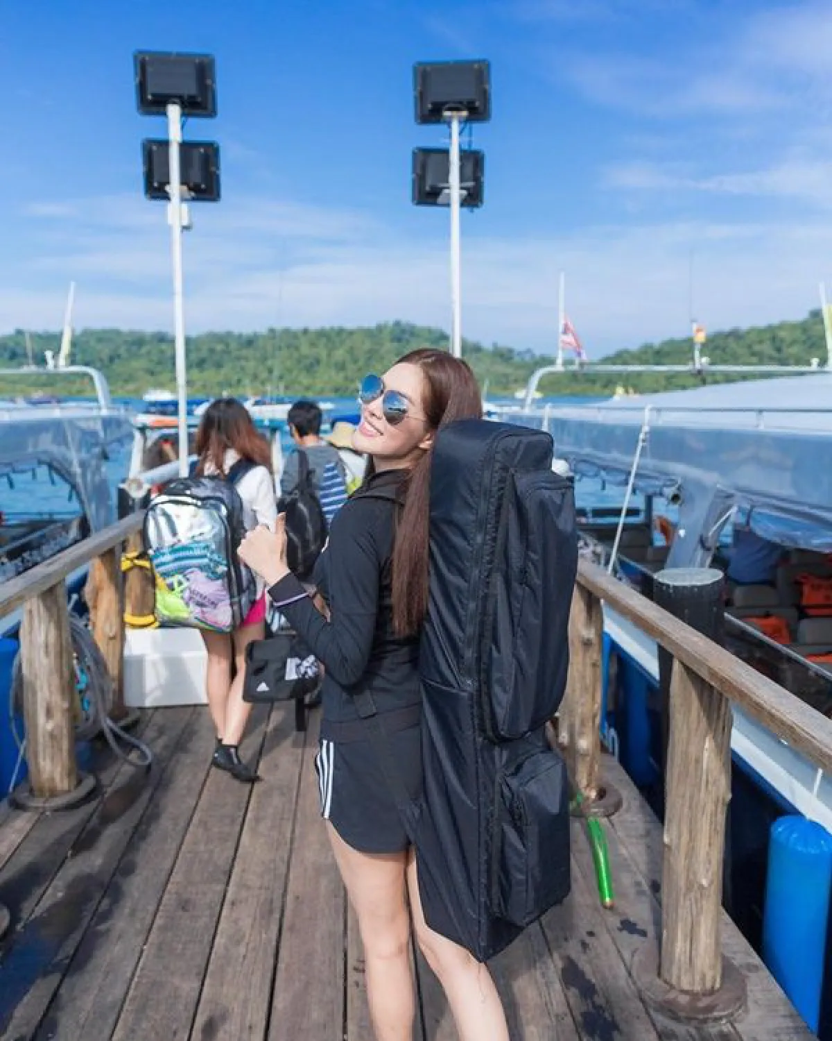 เกรซ กาญจน์เกล้า ขอขัดใจแม่! โชว์เซ็กซี่อวดหุ่นเป๊ะปังหัวจรดเท้า