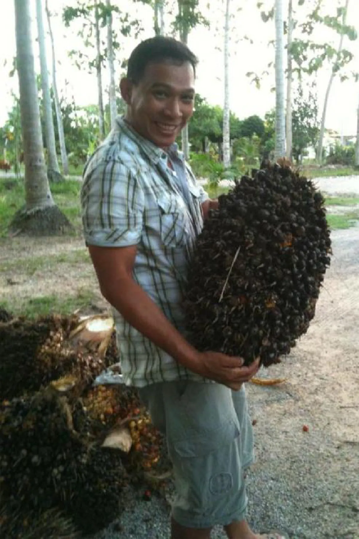 กันตพงษ์ แก้วกมล นำทัพเกษตรกรรุ่นใหม่หัวใจดิจิทัล