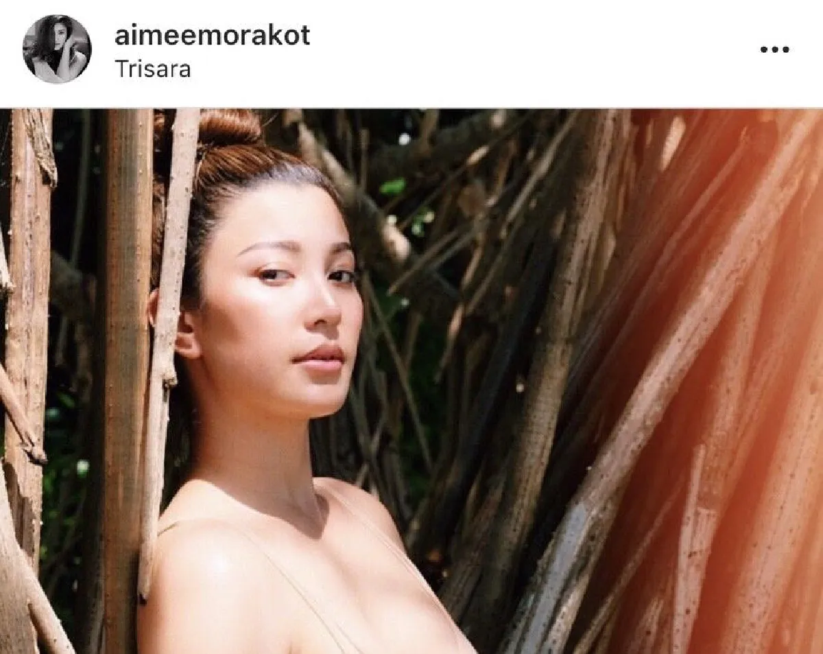 ร้อนกว่าอากาศ! “เอมมี่ มรกต” อวดหุ่นแซ่บ ในชุดว่ายน้ำสุดเซ็กซี่