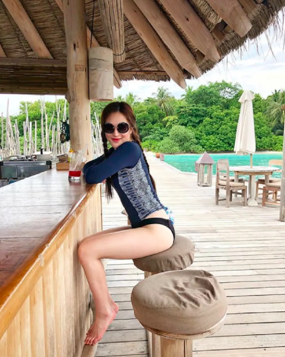 ขอแซ่บบ้าง! “ปันปัน” สลัดคราบคุณหนู สวมชุดว่ายน้ำ อวดผิวขาวท้าแดด