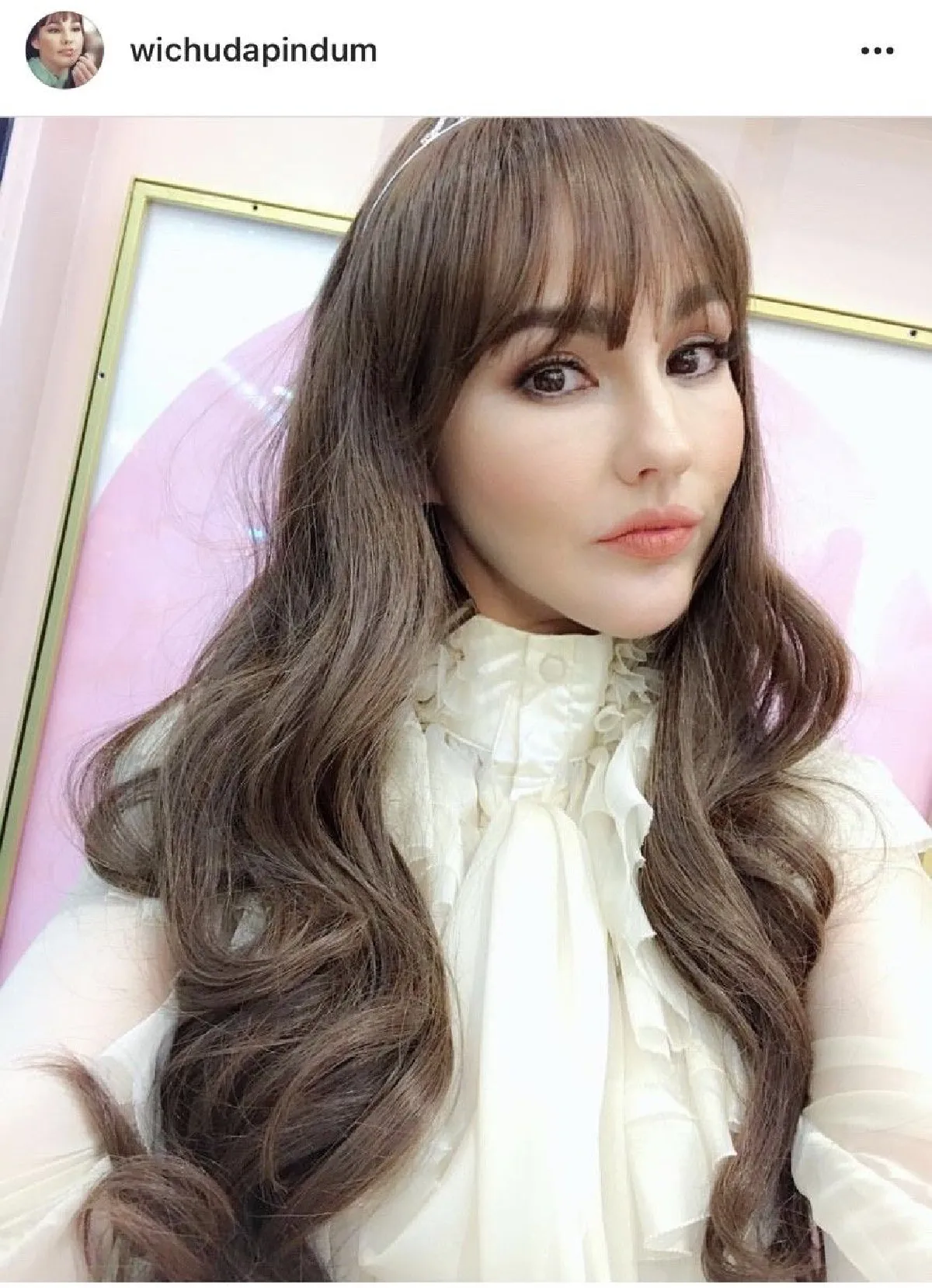 10 ภาพ “แหม่ม วิชุดา” ก่อนบินตรงไปอัพสวยที่เกาหลี