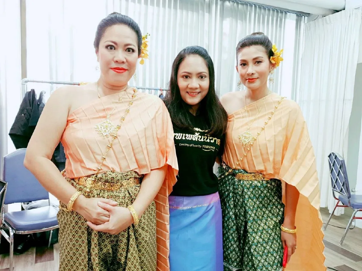 "ทำงานตามหน้าที่คุ้มกับค่าจ้าง” ..“รอมแพง” เผยข้อความชวนคิด หลังเจอดราม่าละคร “บุพเพสันนิวาส”