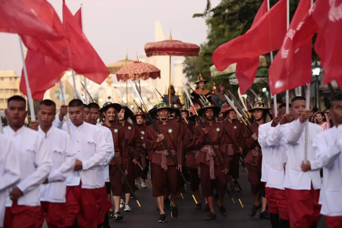 ตระการตาริ้วขบวนกิจกรรมครบ236ปีกรุงรัตนโกสินทร์