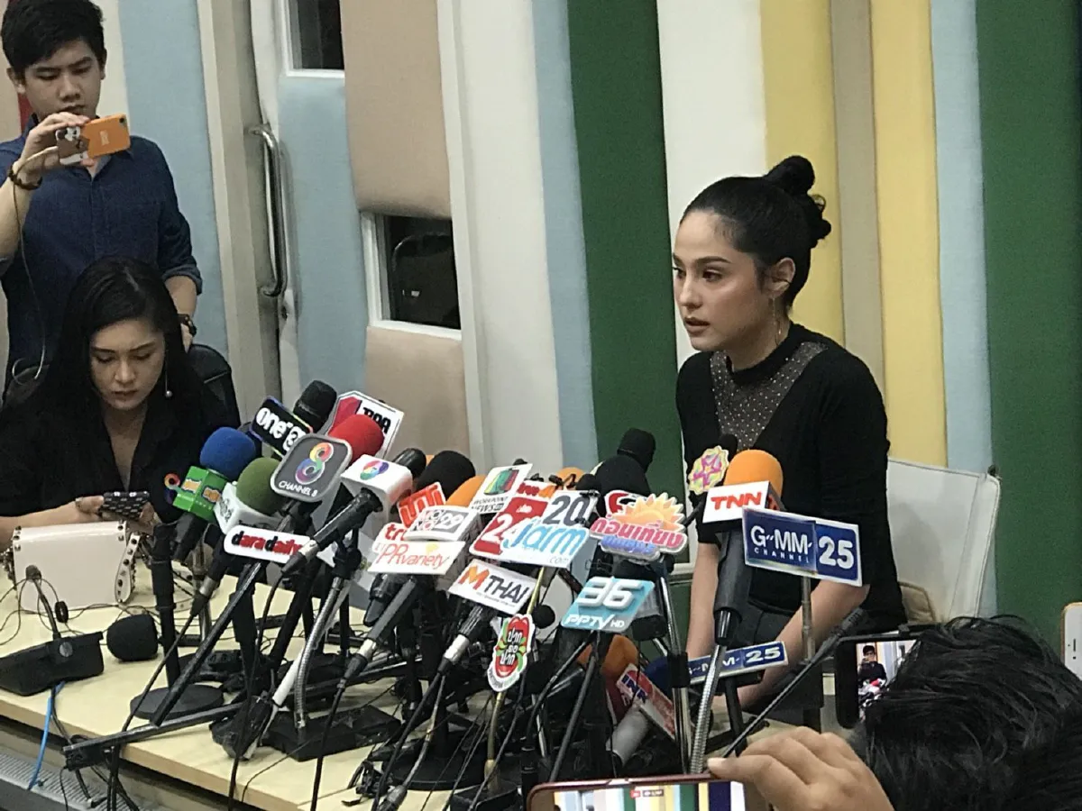 2 คลิป 2 อารมณ์ของ ขวัญ อุษามณี พูดถึงสัมพันธ์ ท่านลอร์ดเจมส์