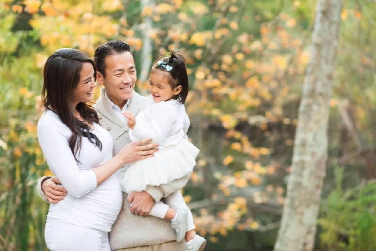 ส่องภาพ "ลดา เองชวเดชาศิลป์” กับชีวิตครอบครัวสุดแฮปปี้