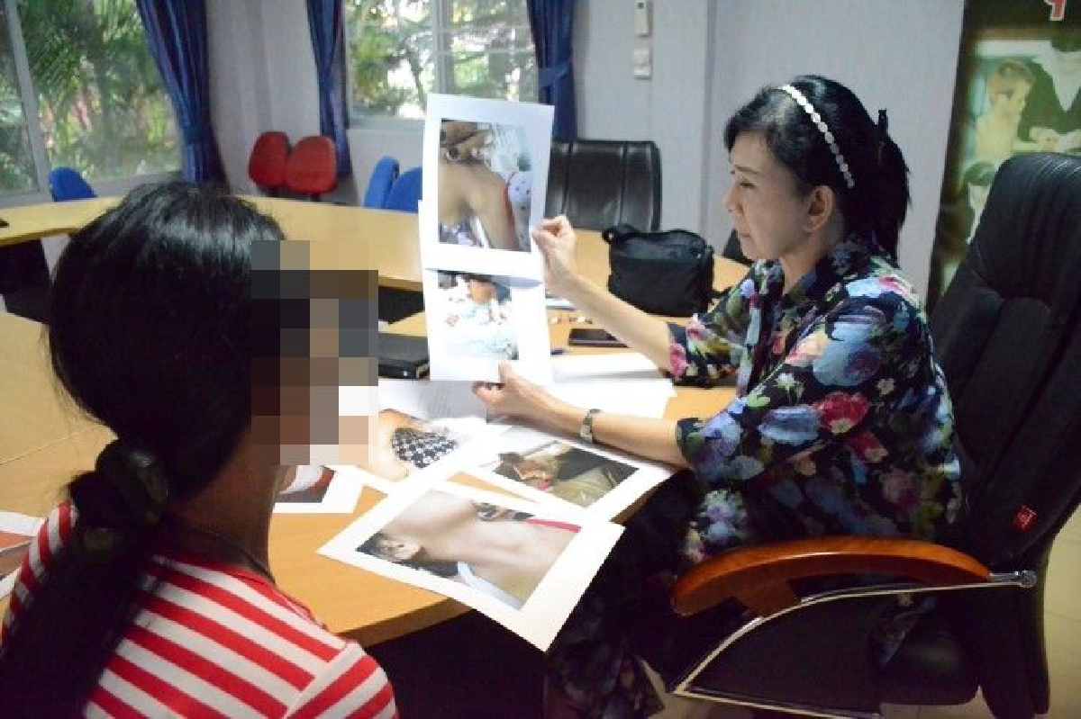แม่ร้องปวีณาลูกสาววัย3ปีถูกล่วงละเมิดทางเพศขณะจ้างเพื่อนบ้านเลี้ยง แม่ร้องปวีณาลูกสาววัย3ปีถูกล่วงละเมิดทางเพศขณะจ้างเพื่อนบ้านเลี้ยง