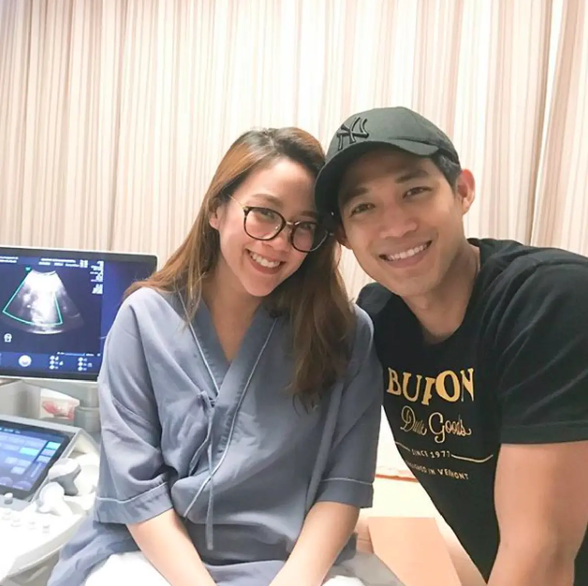 “ตู่-นุช” เผยภาพแฟชั่นเซ็ตสุดอบอุ่น ก่อนคลอด "น้องลริสา”