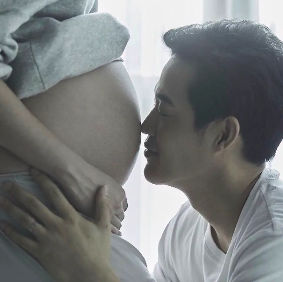 “ตู่-นุช” เผยภาพแฟชั่นเซ็ตสุดอบอุ่น ก่อนคลอด "น้องลริสา”