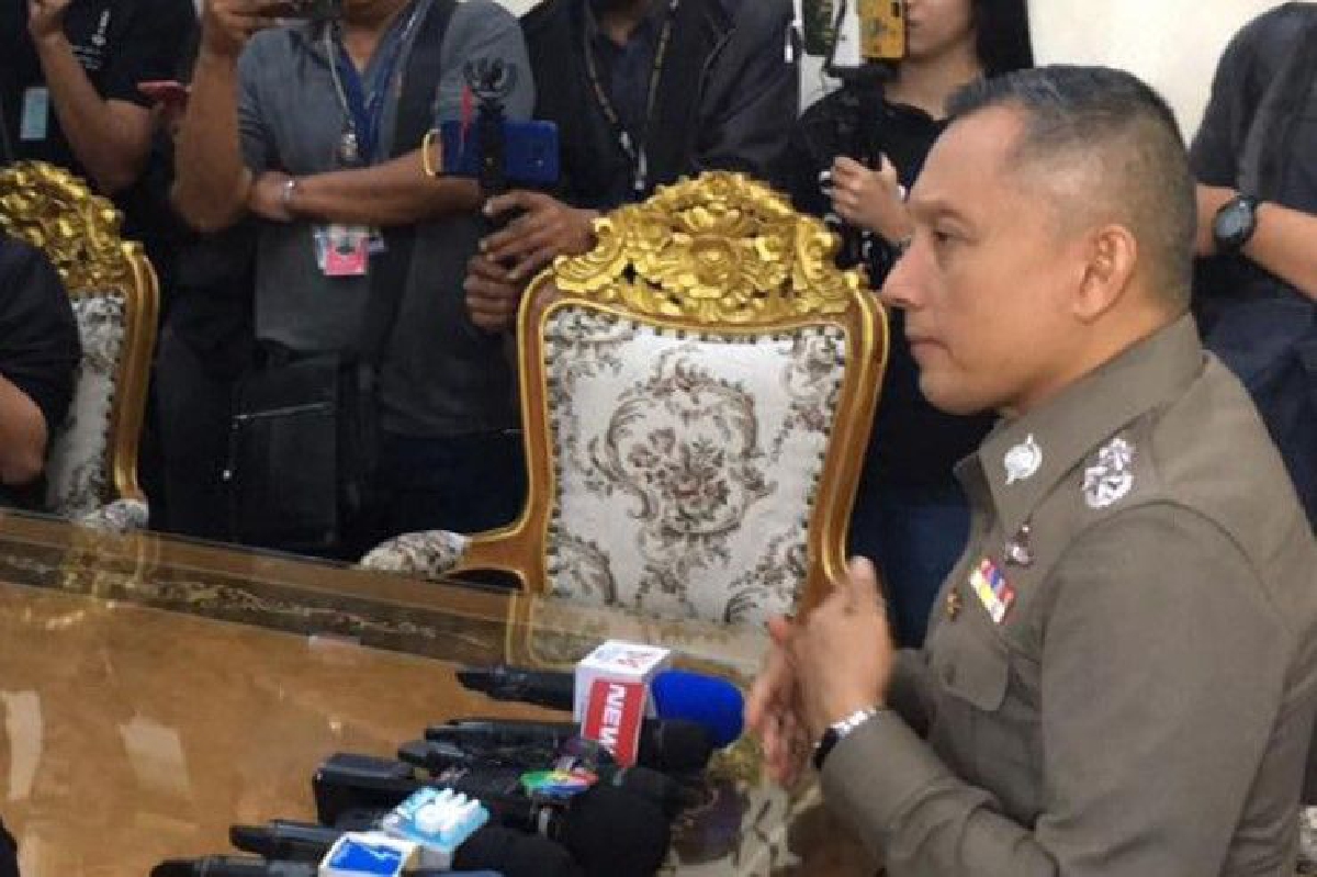 เตรียมเอาผิด "เอ็ม ชัยชนะ" ข้อหาฉ้อโกง หลังผู้เสียหายสมัครเรียนลงทุนเข้าร้อง เตรียมเอาผิด "เอ็ม ชัยชนะ" ข้อหาฉ้อโกง หลังผู้เสียหายสมัครเรียนลงทุนเข้าร้อง