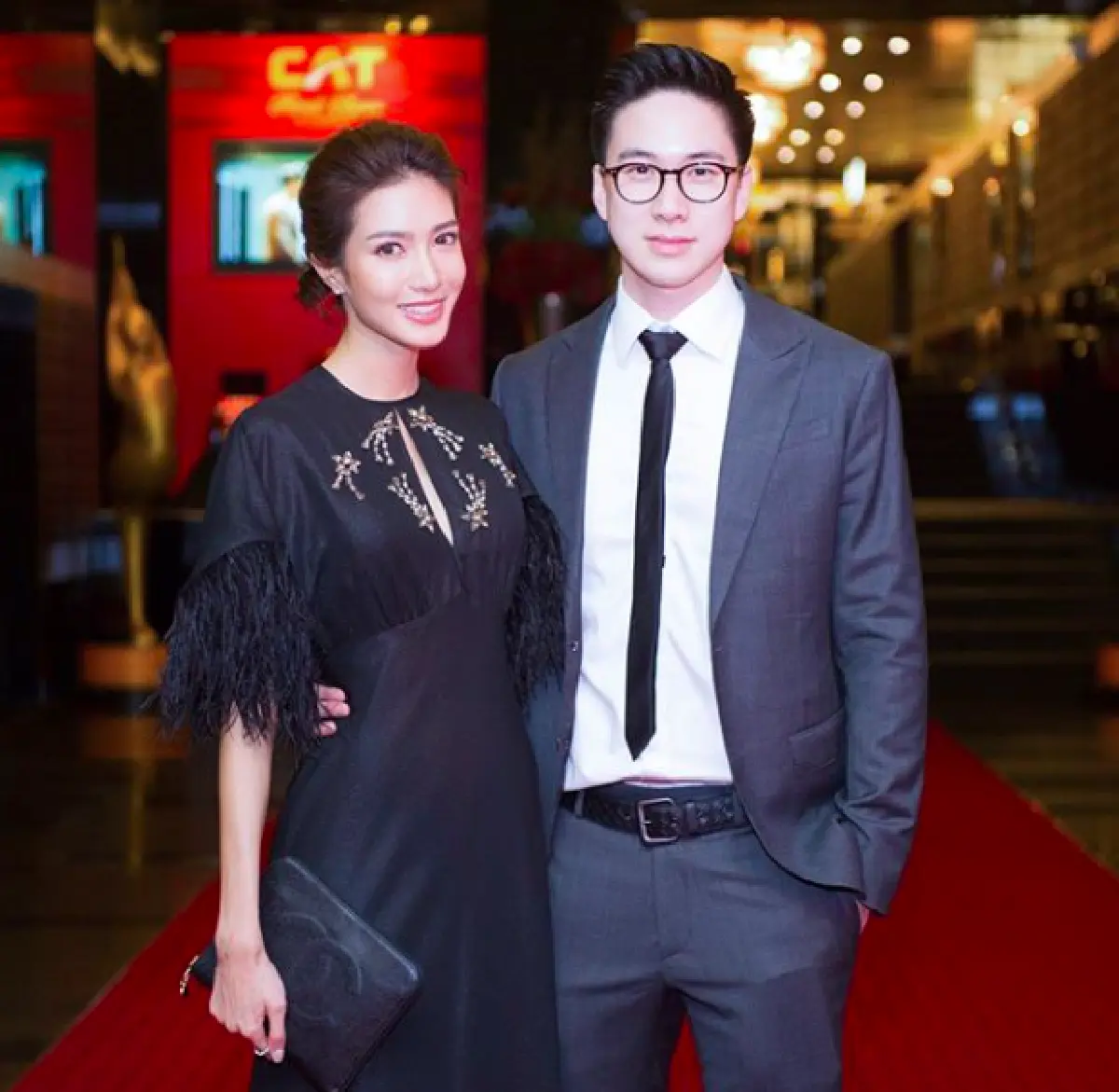 โลกเป็นสีชมพู! “ไอซ์” แฮปปี้ เปิดตัวหวานใจหนุ่มไฮโซ “นิน”