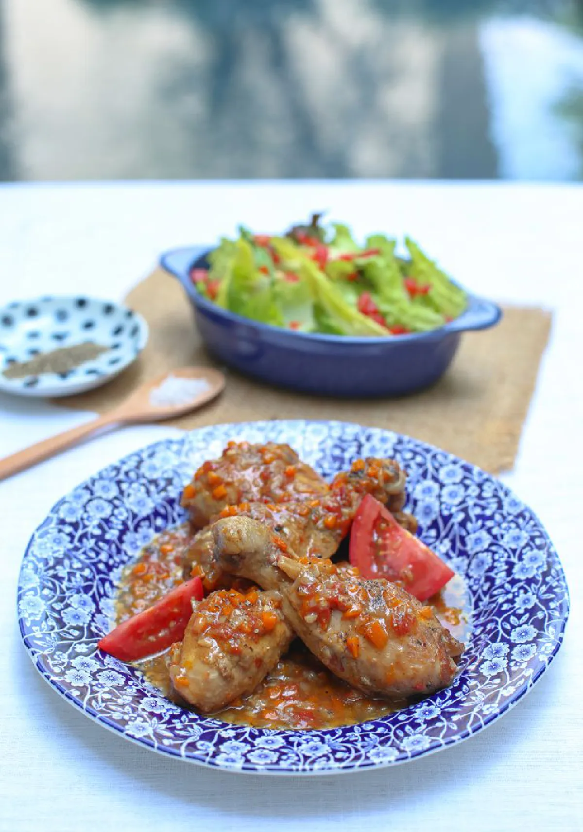 อบ อบ อร่อย น่องไก่อบพริกไทยดำ