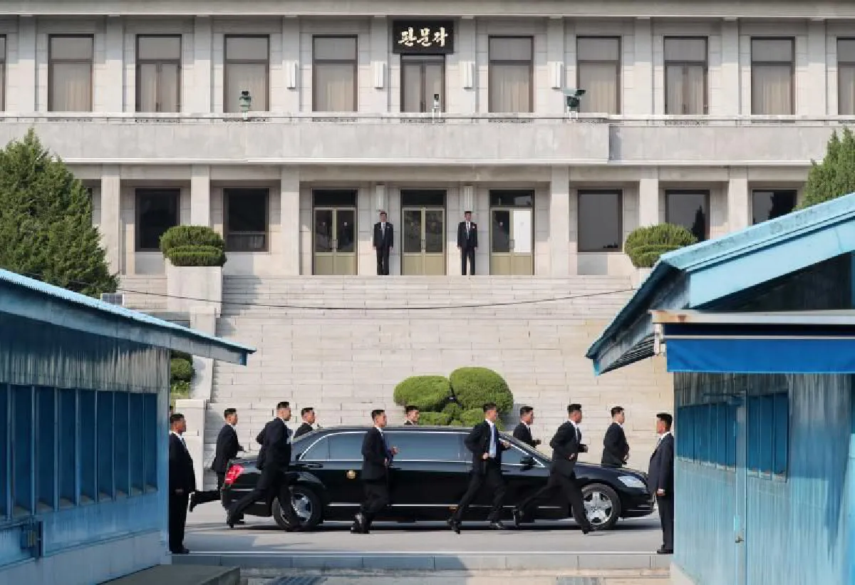 ส่องภาพบอดี้การ์ดสุดเท่ของคิมจองอึน