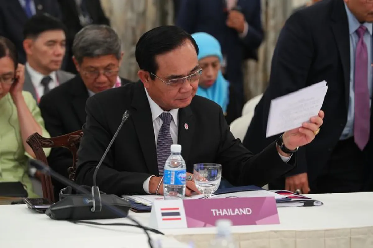 นายกฯประชุมสุดยอดอาเซียนเต็มคณะหนุนสร้างความเข็มแข็งภูมิภาค