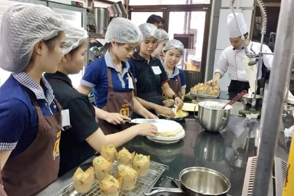 โครงการทวิภาคีสหกิจศึกษา ปั้นเยาวชนสู่แรงงานคุณภาพ