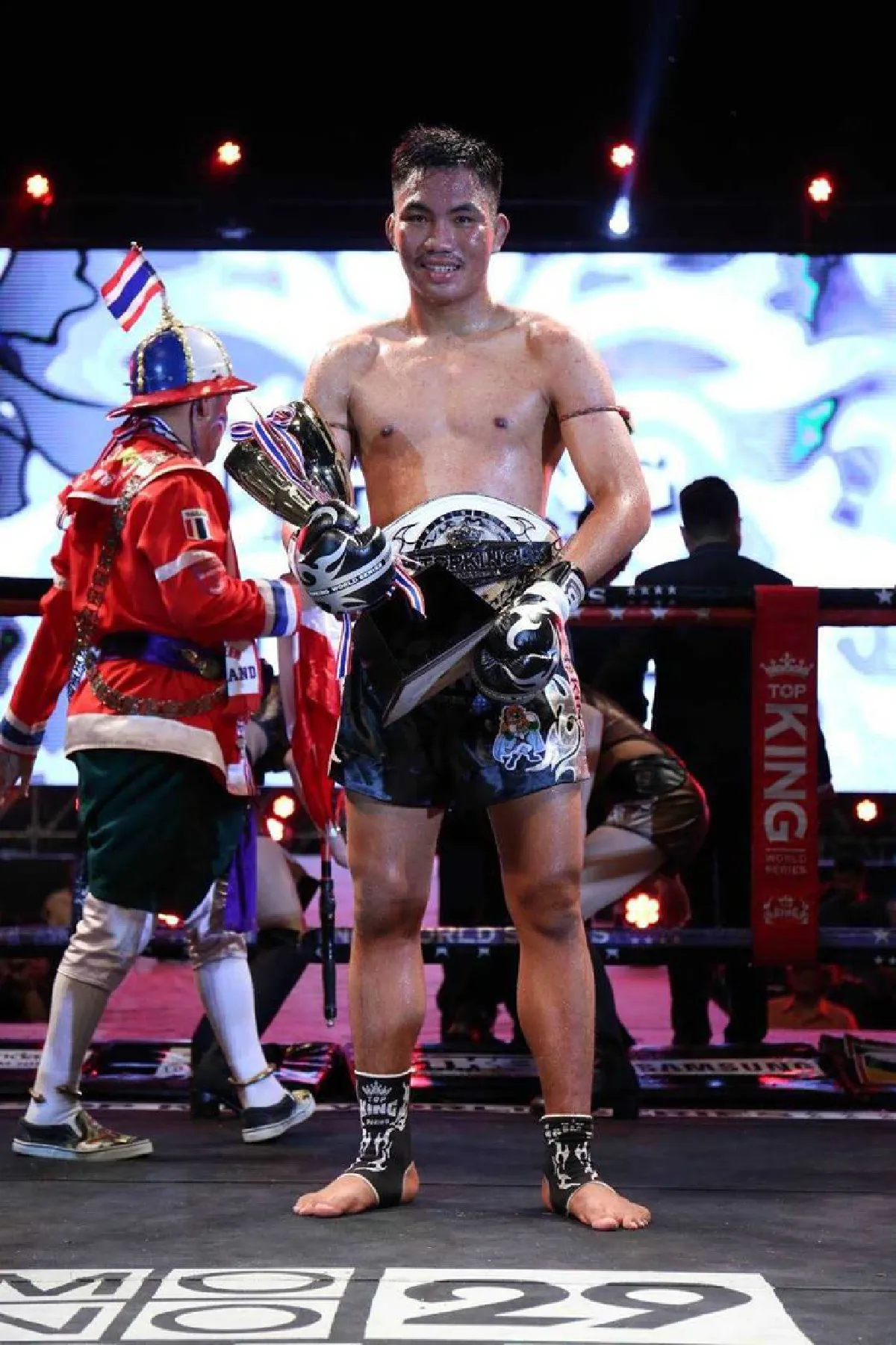 "ยอดวิชา-แสงมณี"โหดน็อกคู่ชก