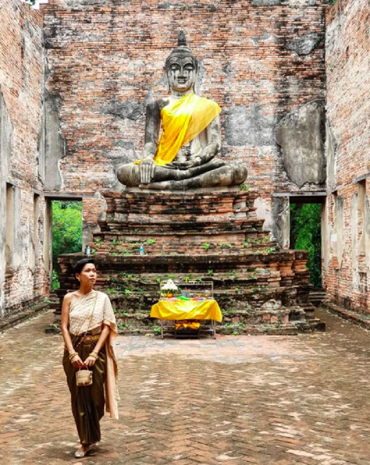 “กาละแมร์” สวมชุดไทยตามรอย "แม่หญิงการะเกด” ไหว้พระ 9 วัด ที่อยุธยา