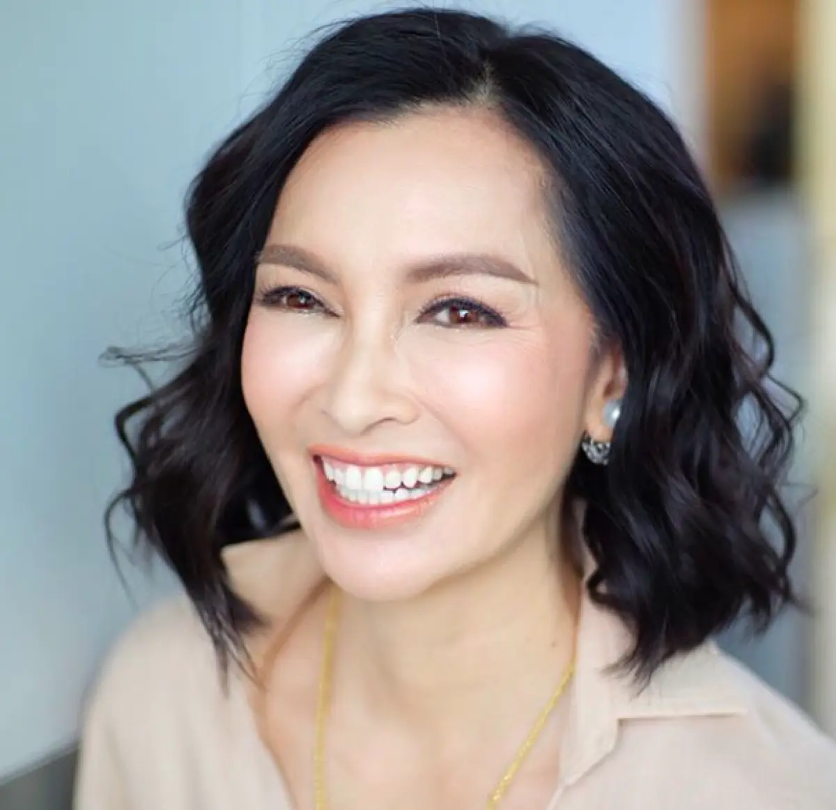 10 ภาพ “ ปุ้ย พิมลวรรณ” วัย 47 ปี กับความสวยเป๊ะที่ลงตัว