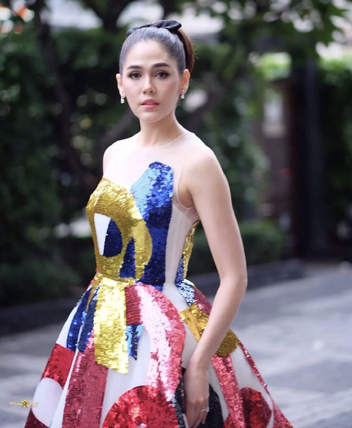 ชมพู่ อารยา อวดลุคสวยส่งท้าย! ก่อนบินเฉิดฉายบนพรมแดงเมืองคานส์