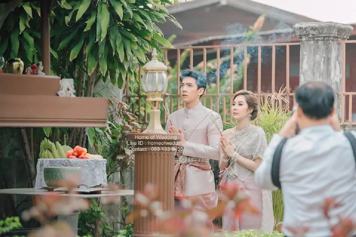 เรียบง่ายแต่อบอุ่น! เฟิสท์ เอกพงศ์ ซุ่มเงียบแต่งเจ้าสาวนอกวงการ