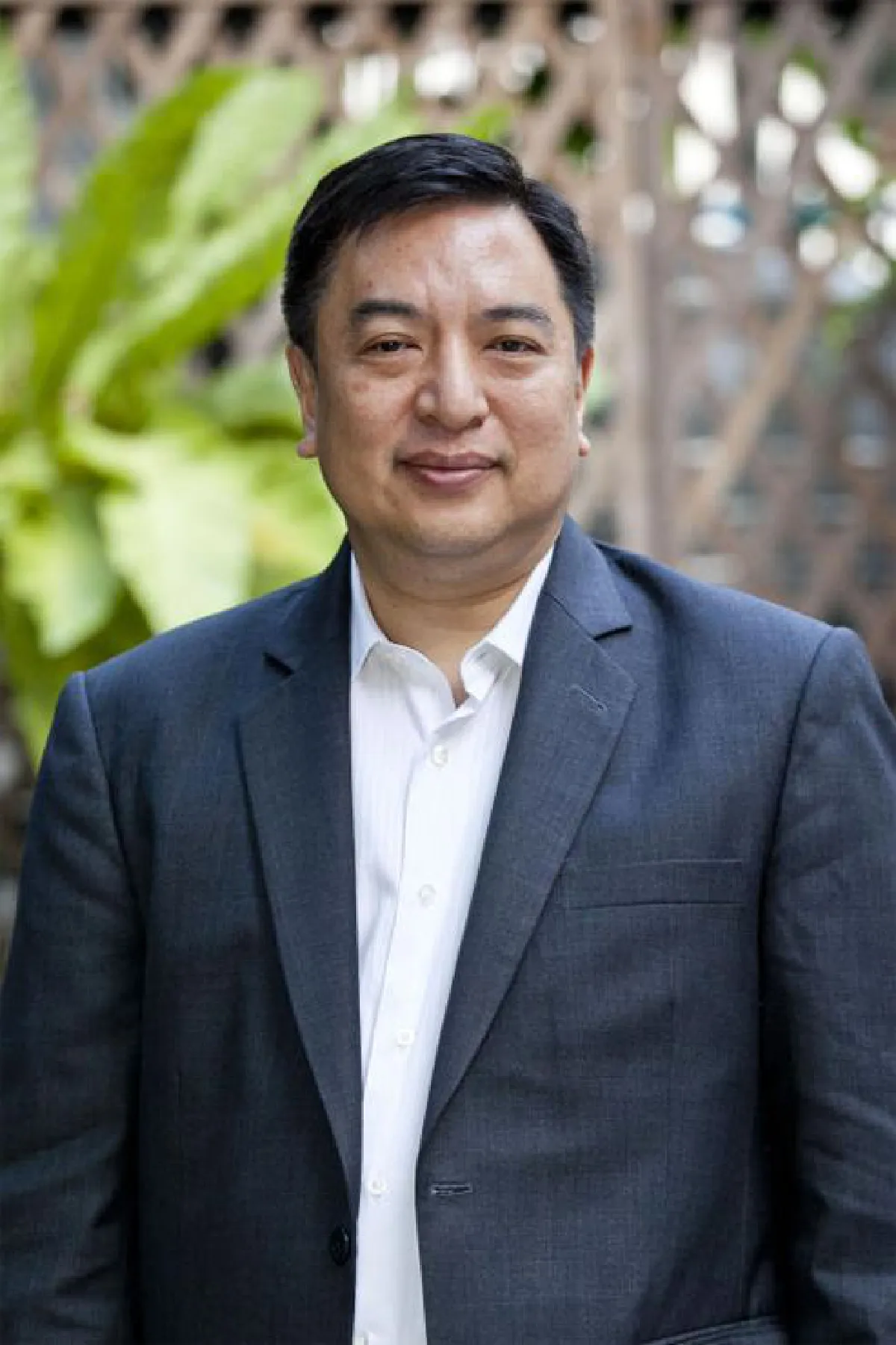 พักการเมือง ลุยธุรกิจร้านอาหาร Brainwake