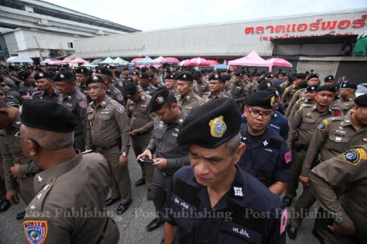 "กรมธนารักษ์" เผยเตรียมพิจารณายกเลิกสัญญาเช่า "ตลาดใหม่ดอนเมือง" "กรมธนารักษ์" เผยเตรียมพิจารณายกเลิกสัญญาเช่า "ตลาดใหม่ดอนเมือง"