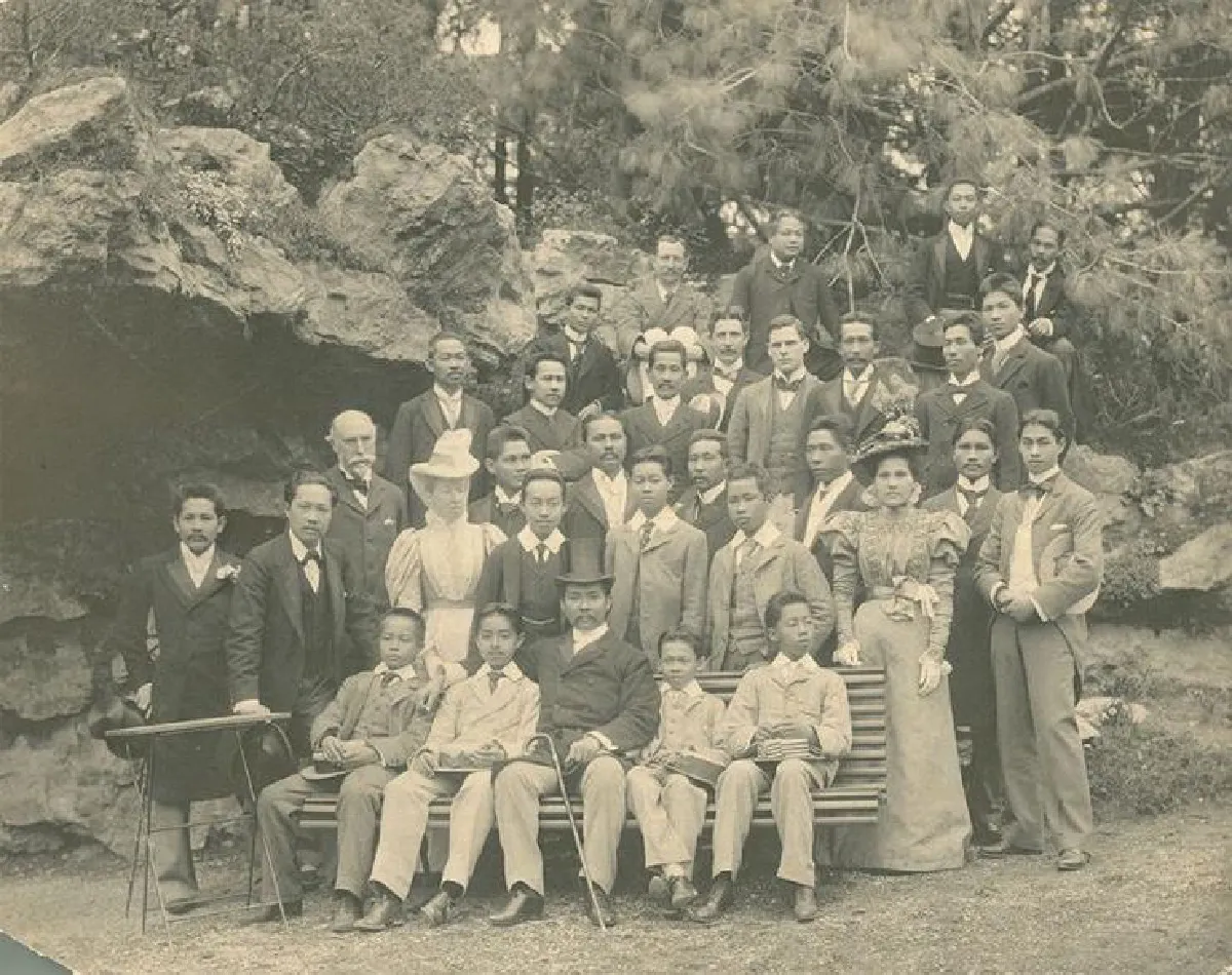 เปิดกรุภาพประวัติศาสตร์ จากฟิล์มกระจก