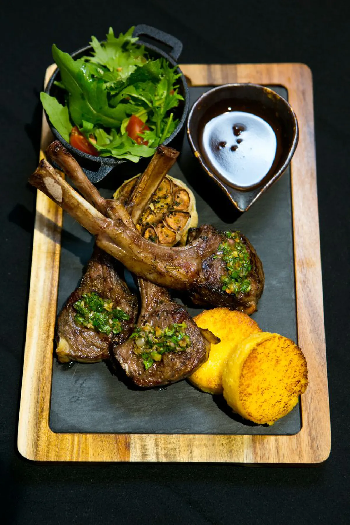 เดอะ เฟิร์ม แบงค็อก ชิลได้ 24 ชั่วโมง