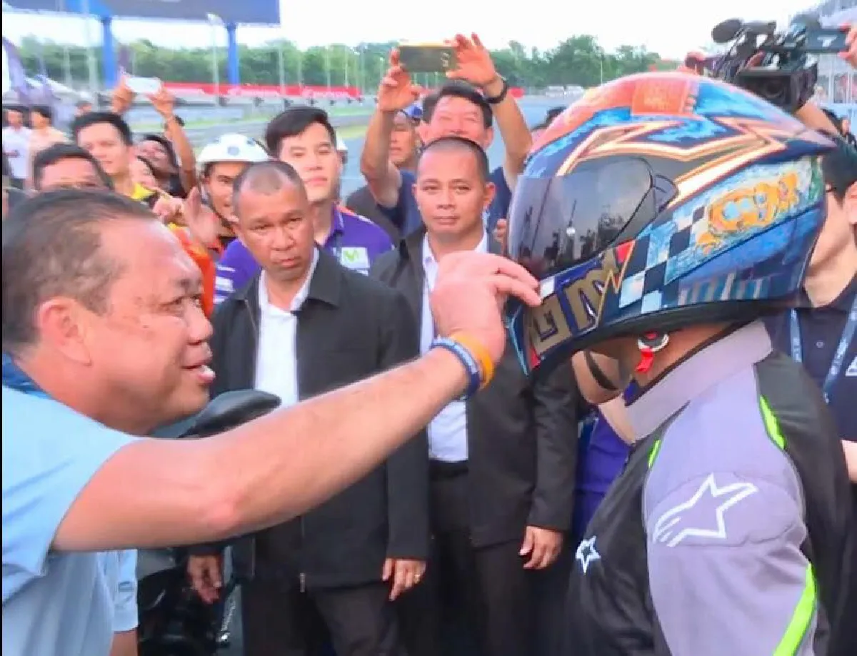 "บิ๊กตู่" หยอดบอก "เนวิน-อนุทิน" ให้ช่วยกันปฏิรูปประเทศ