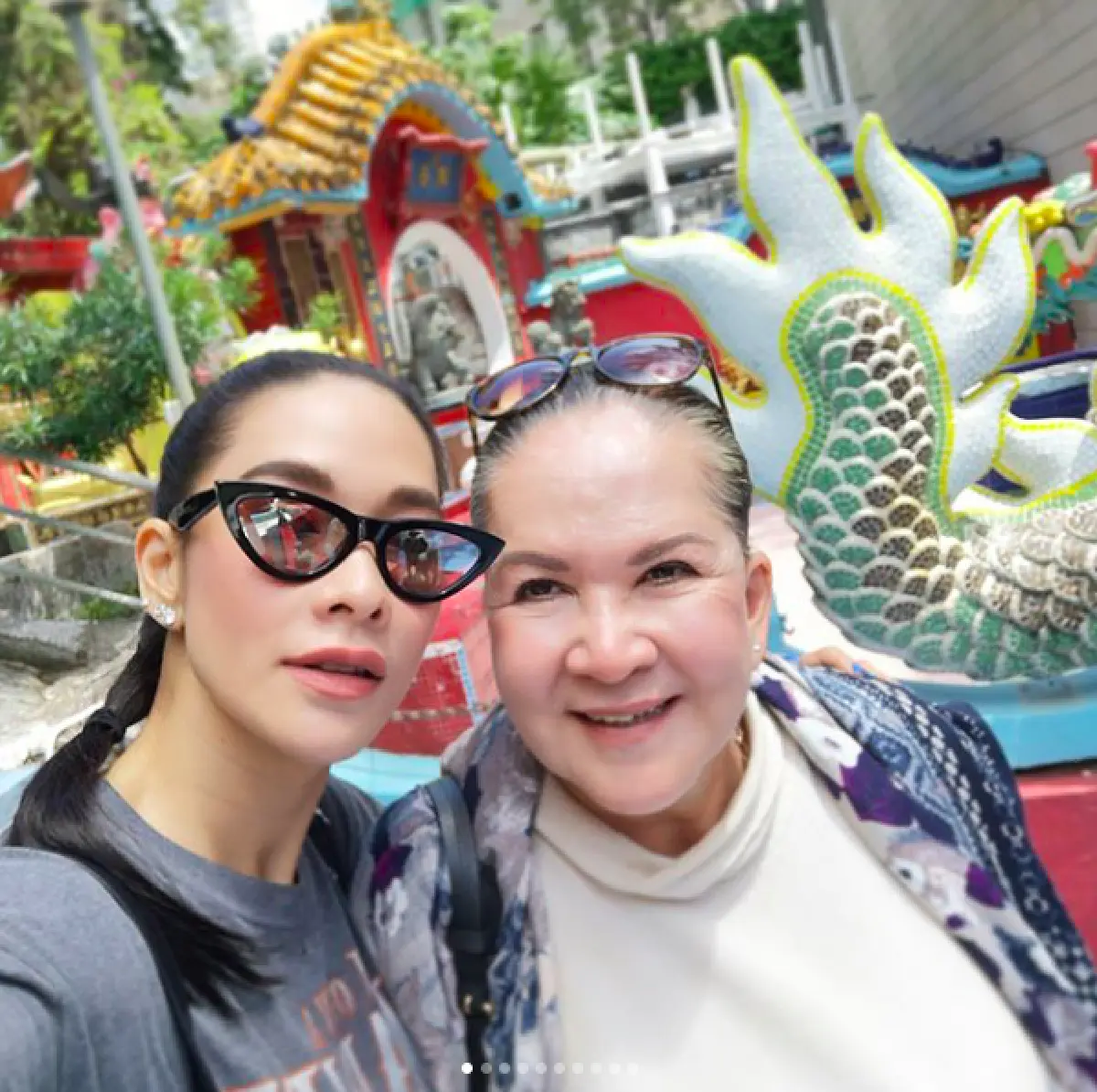 “พลอย เฌอมาลย์” ควงแขน “แม่แหม่ม" จัดเต็มวันเดย์ทริปที่ฮ่องกง!