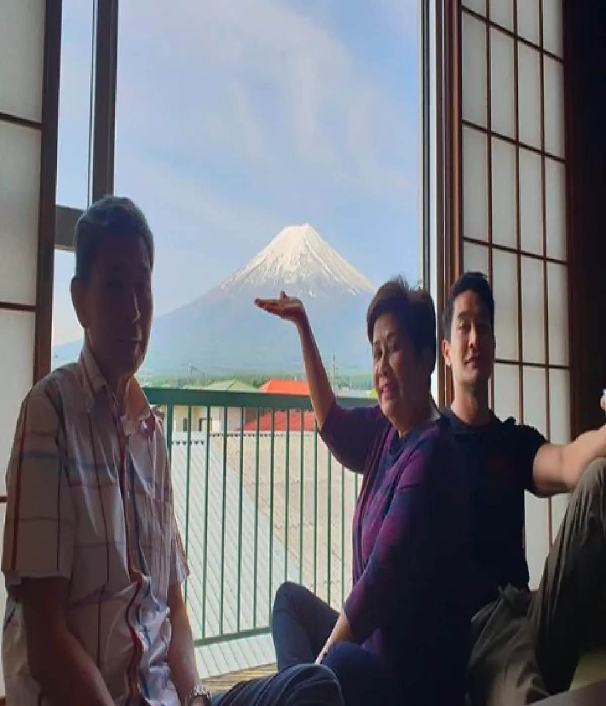 ทริปอบอุ่น “ป้อง ณวัฒน์”  จัดทริปครอบครัวเที่ยวญี่ปุ่น