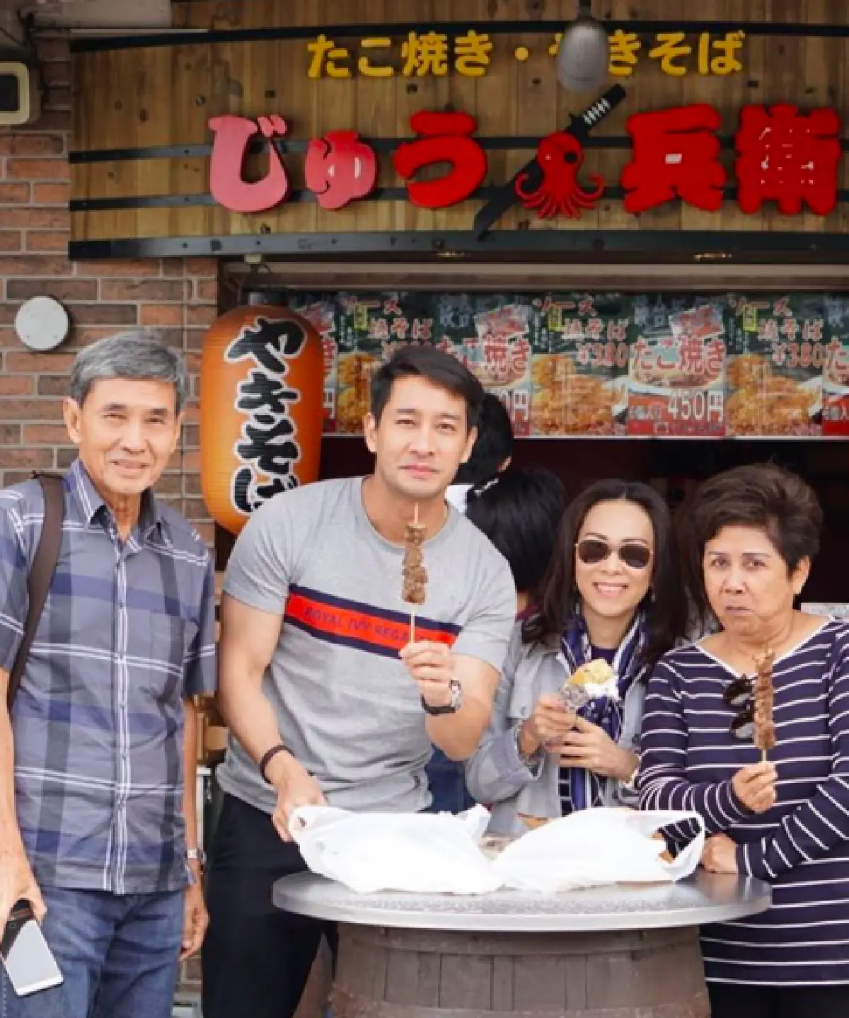 ทริปอบอุ่น “ป้อง ณวัฒน์”  จัดทริปครอบครัวเที่ยวญี่ปุ่น