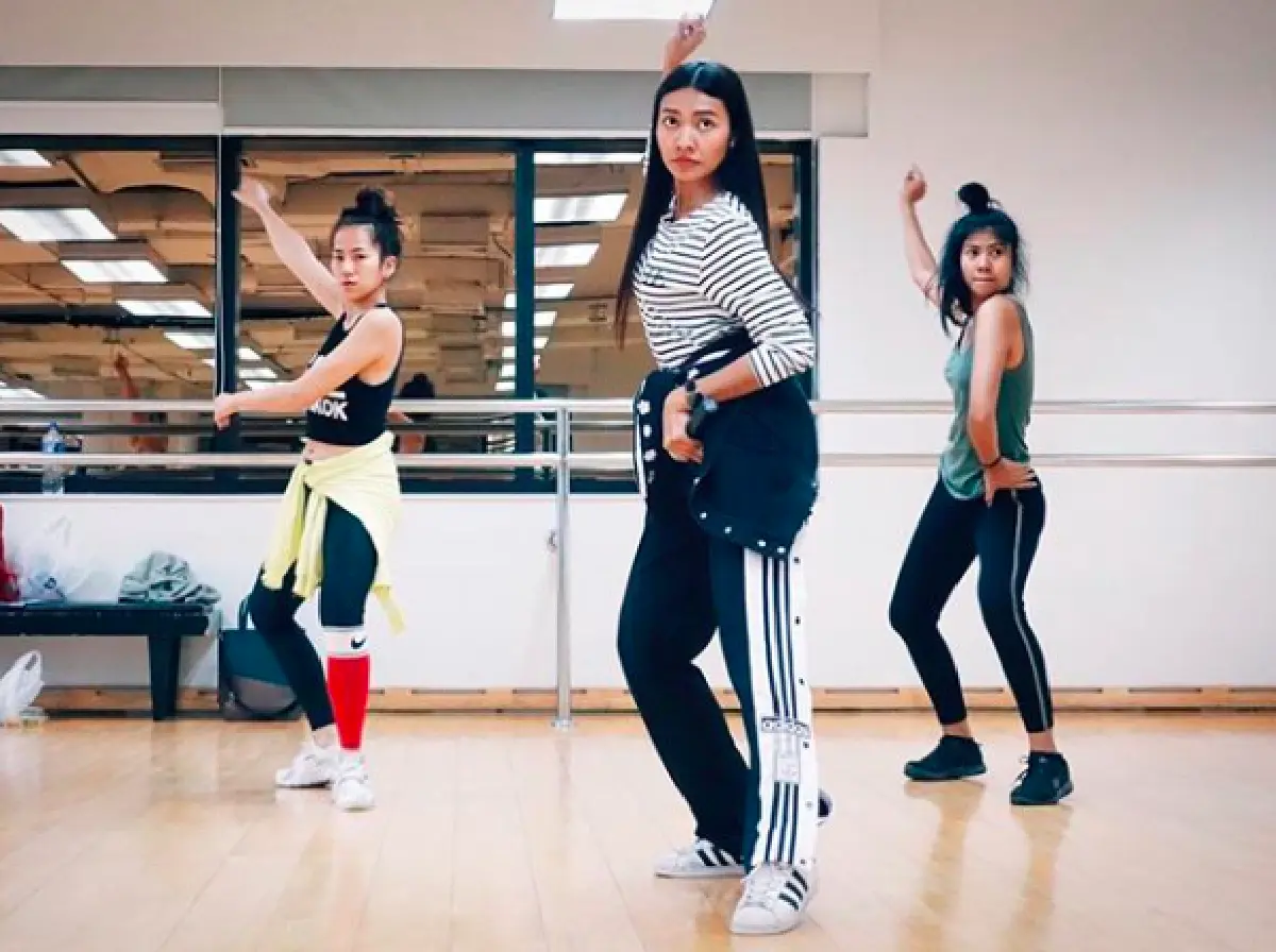 มีวินัยและลงมือทำ! “แก้ม" ซิกแพคมาแล้ว หลังฟิตหนักก่อนคอนเสิร์ตใหญ่
