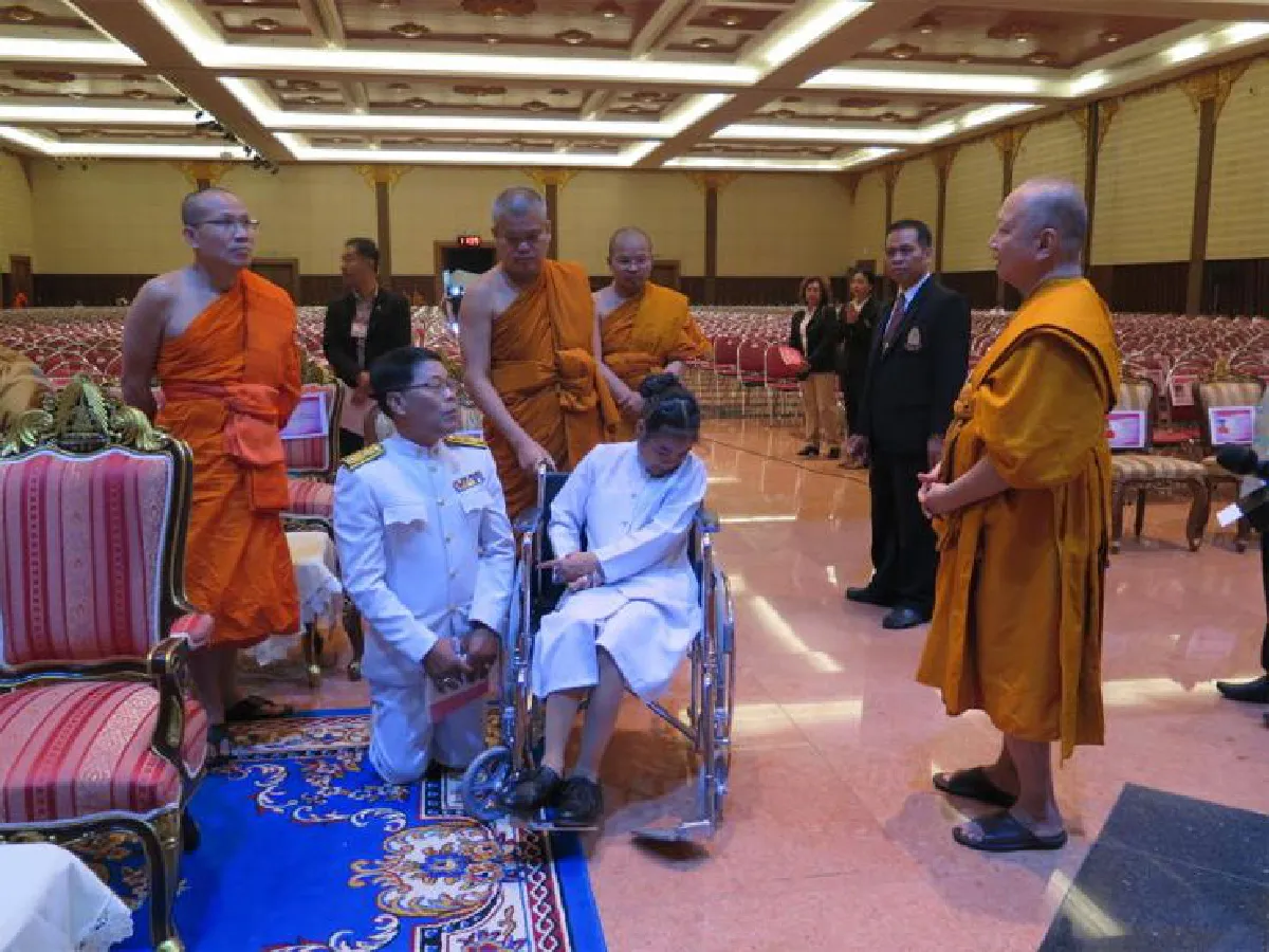 ชื่นชมพระโอวาทสมเด็จพระสังฆราช