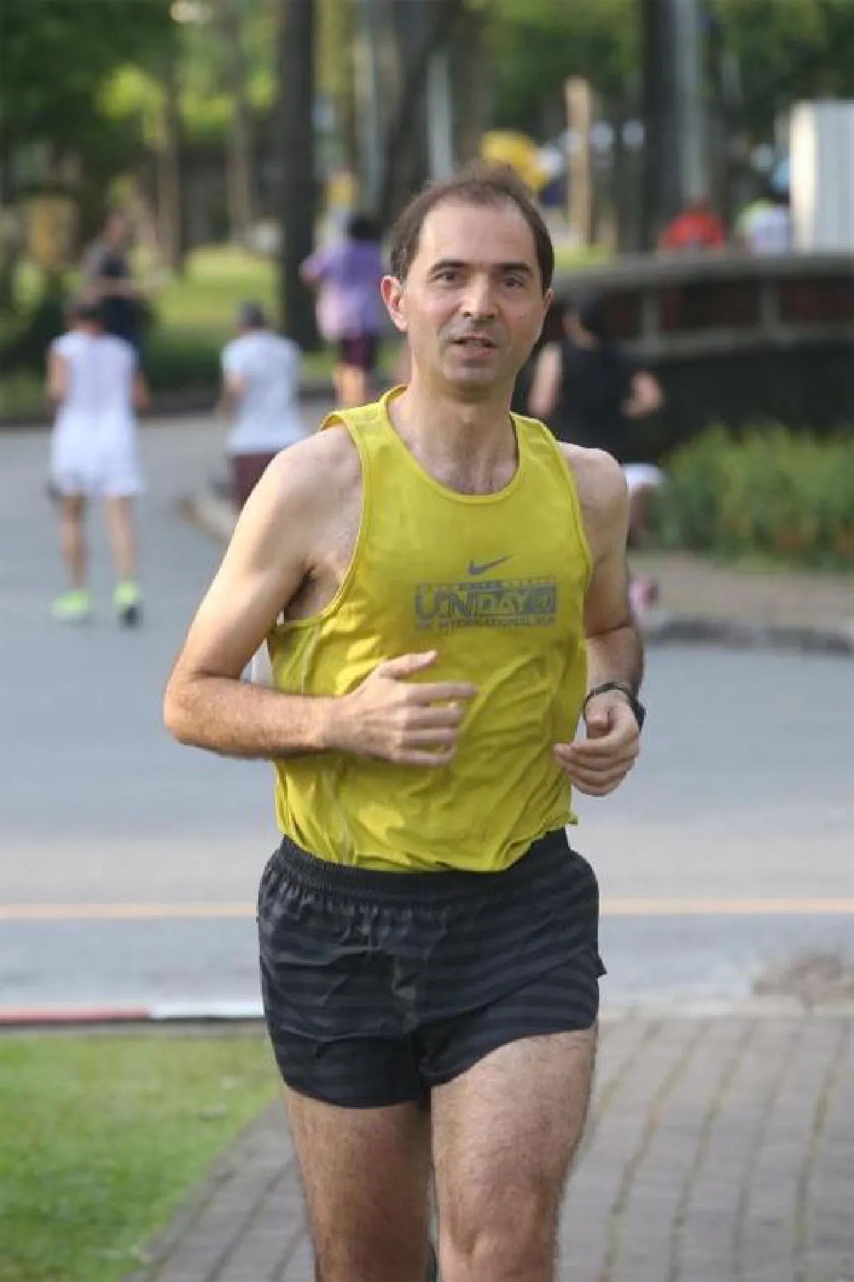 เป้าหมายมีไว้ให้วิ่ง ‘มาราธอน’ ชน อาร์โนด์ เบียเบคกิ