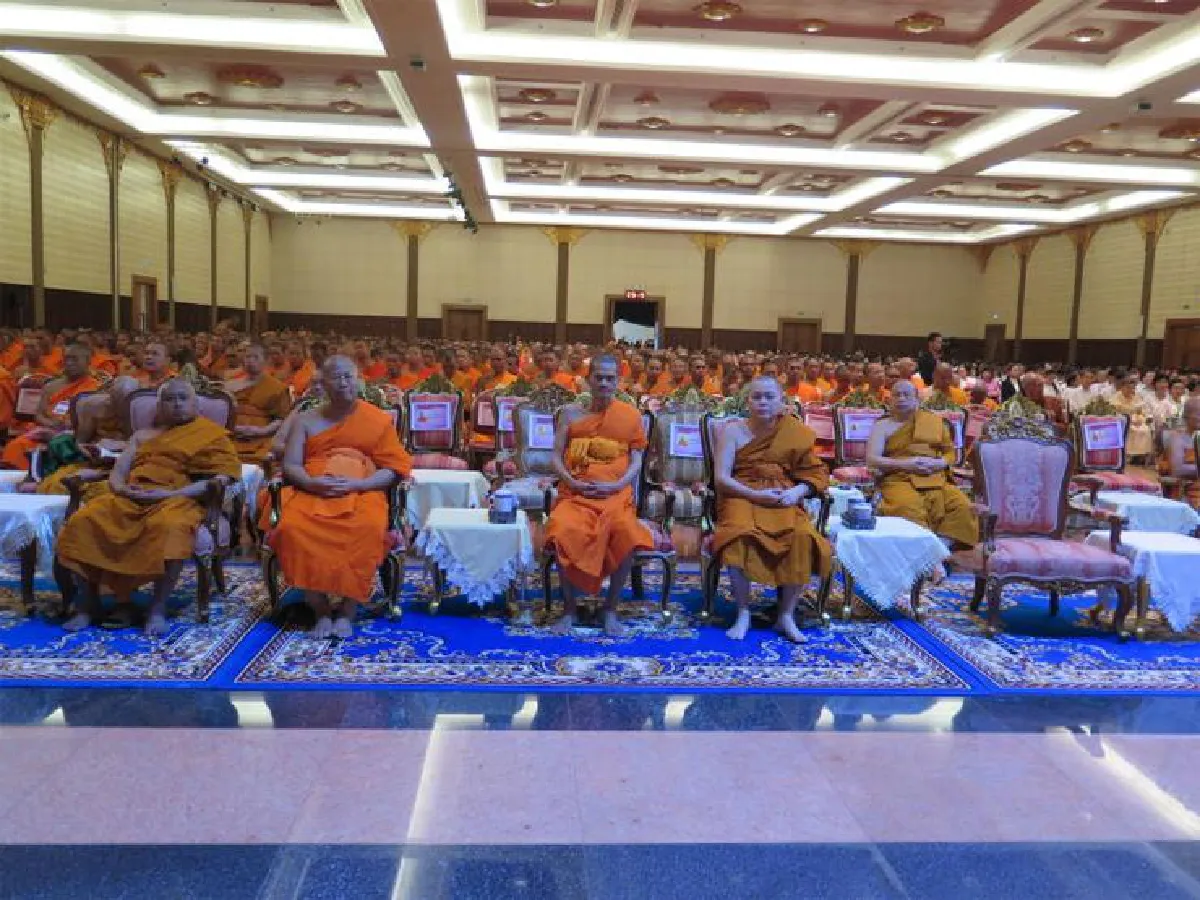 ชื่นชมพระโอวาทสมเด็จพระสังฆราช