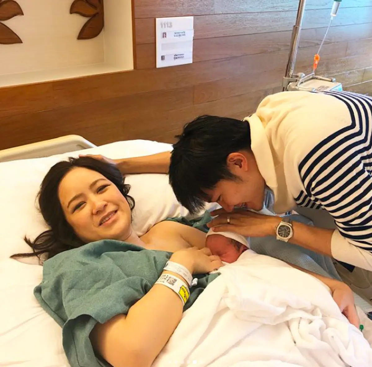 คลอดแล้ว!! “น้องพอล” ลูกชาย "อั๋น-จ๋า" หลังลุ้นมานานกว่า 18 ช.ม.