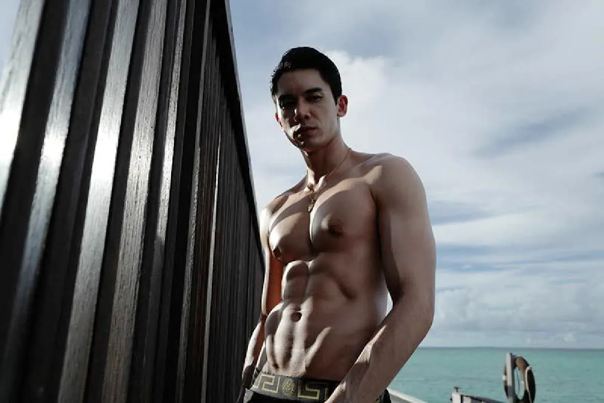 ทริปนี้เสื้อไม่จำเป็น! ป๊อบ คำเกษม อวดหุ่นแซ่บเซ็ตใหญ่..ยิ่งกว่าถ่ายแบบ