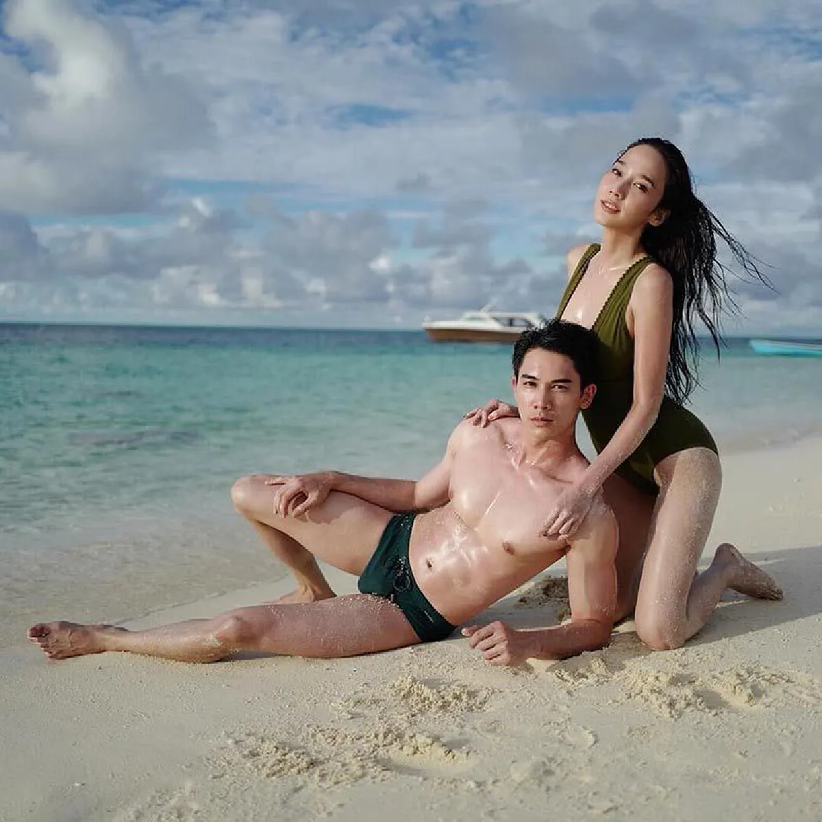 ทริปนี้เสื้อไม่จำเป็น! ป๊อบ คำเกษม อวดหุ่นแซ่บเซ็ตใหญ่..ยิ่งกว่าถ่ายแบบ