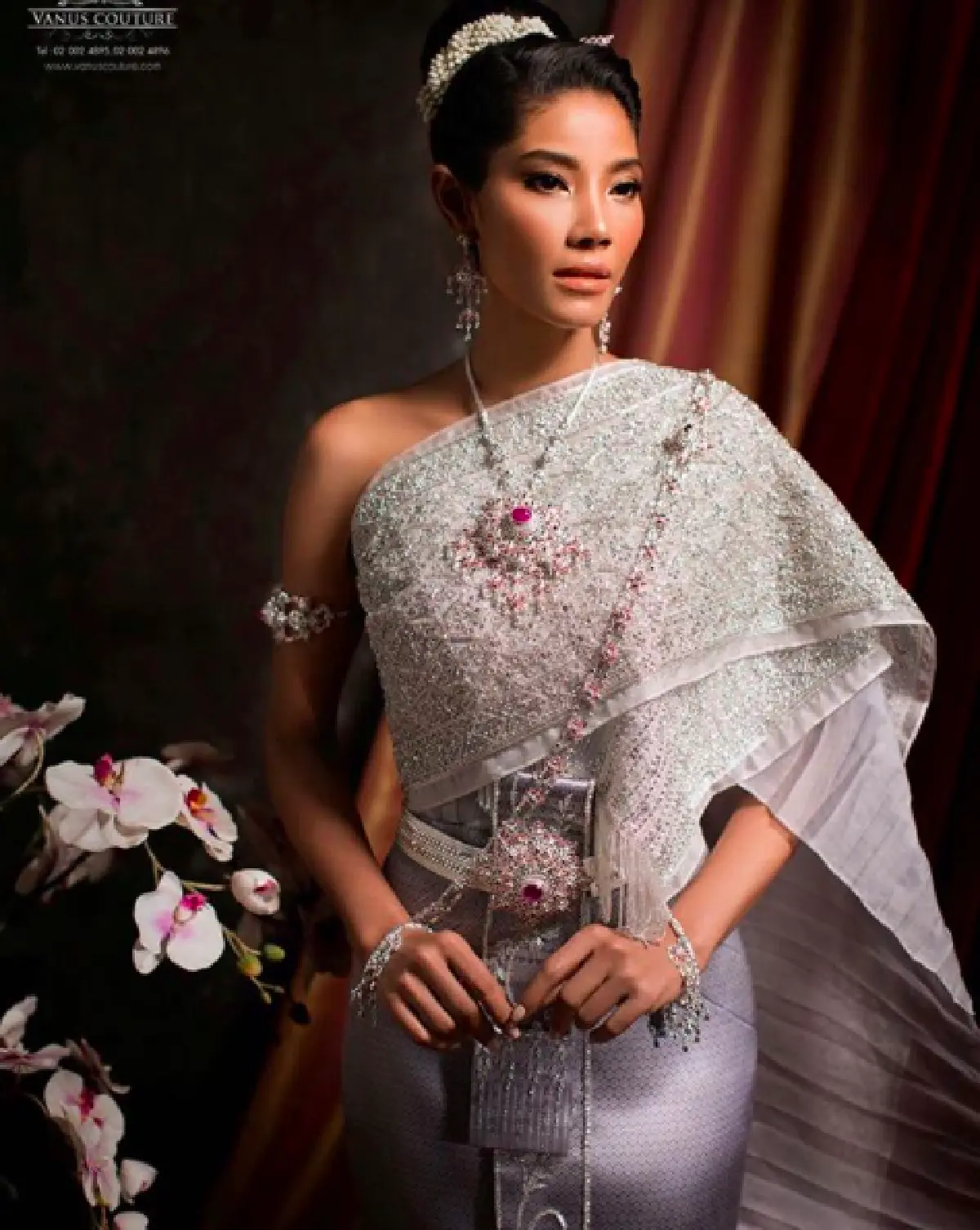 มองแล้วหลงใหล “มะหมี่” กับชุดไทยแสนสง่าที่สวยจนไร้ที่ติ