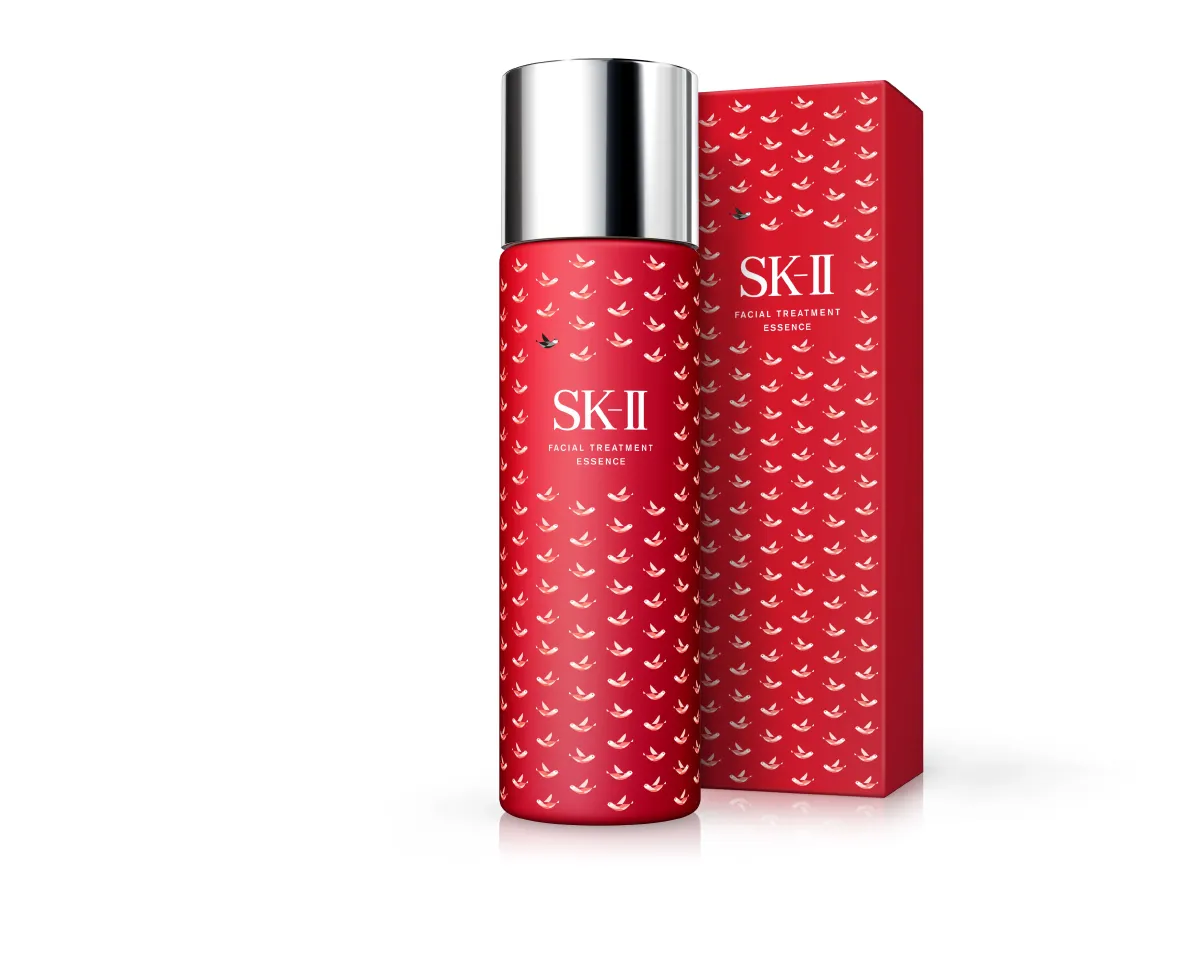 SKII ลุคใหม่สีแดงสดใส ลวดลายลิมิเต็ด เอดิชั่น Little Red Symbol