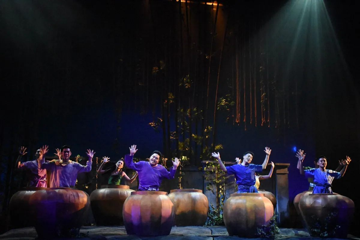 รีวิว แม่นาคพระโขนง : เล่าใหม่ได้ตื่นตาตื่นใจ นักแสดงเจ๋ง โปรดักชั่นชั้นเยี่ยม