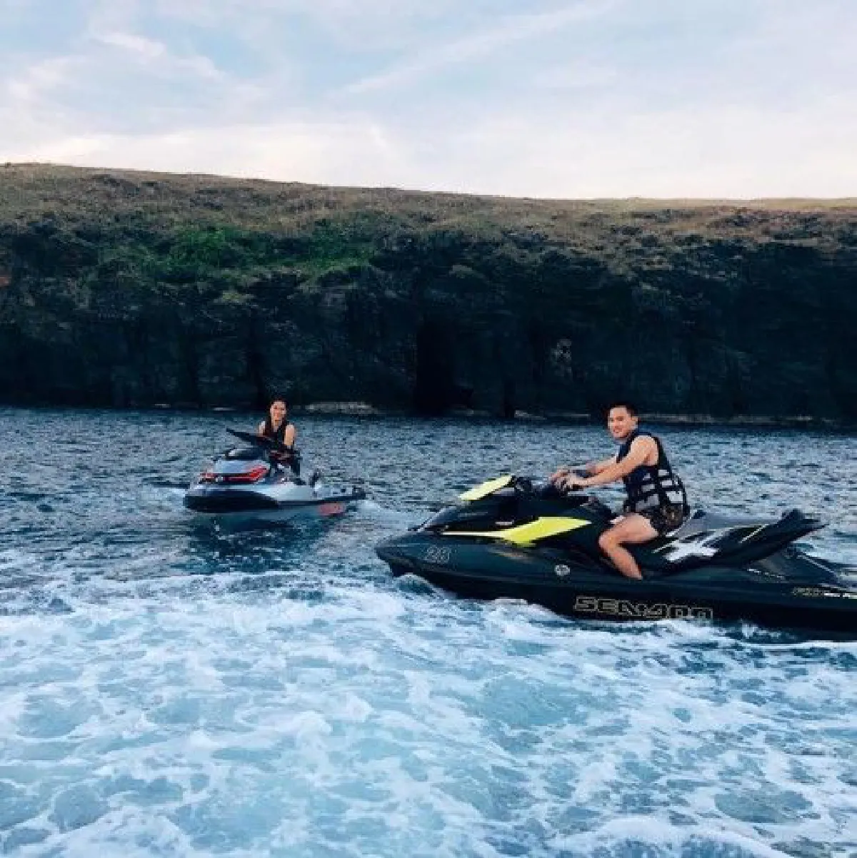 "เพลง ชนม์ทิดา" ควงแฟนหนุ่มทายาทยักษ์ใหญ่วงการก่อสร้างเที่ยวทะเล