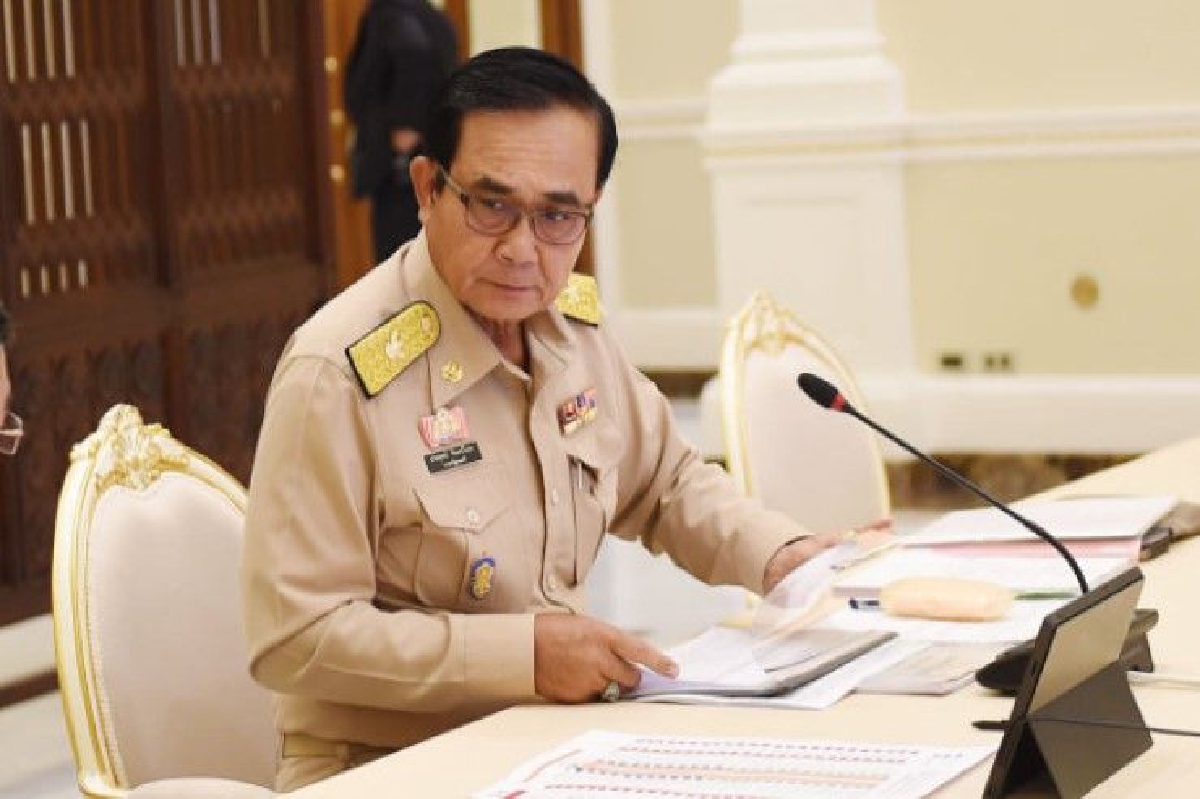 "บิ๊กตู่" เปรย 4 ปี คสช.ไม่นาน ชี้ยังมีงานต้องทำอีกเยอะ "บิ๊กตู่" เปรย 4 ปี คสช.ไม่นาน ชี้ยังมีงานต้องทำอีกเยอะ