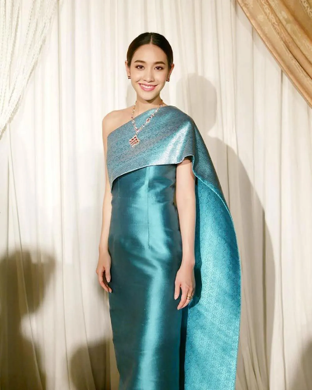 ยิ่งใหญ่ทุกปี..ปาร์ตี้วันเกิด แหวนแหวน ปวริศา ซุปตาร์แต่งชุดผ้าไทยร่วมงานเพียบ