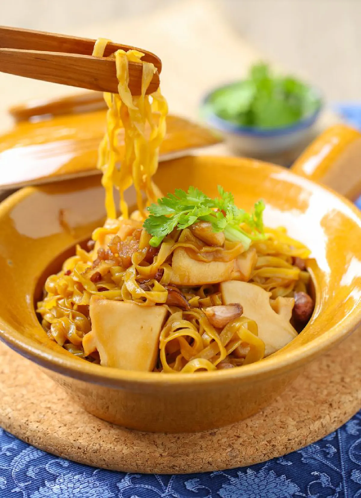 อบ อบ อร่อย บะหมี่เปาะอบเป๋าฮื้อ