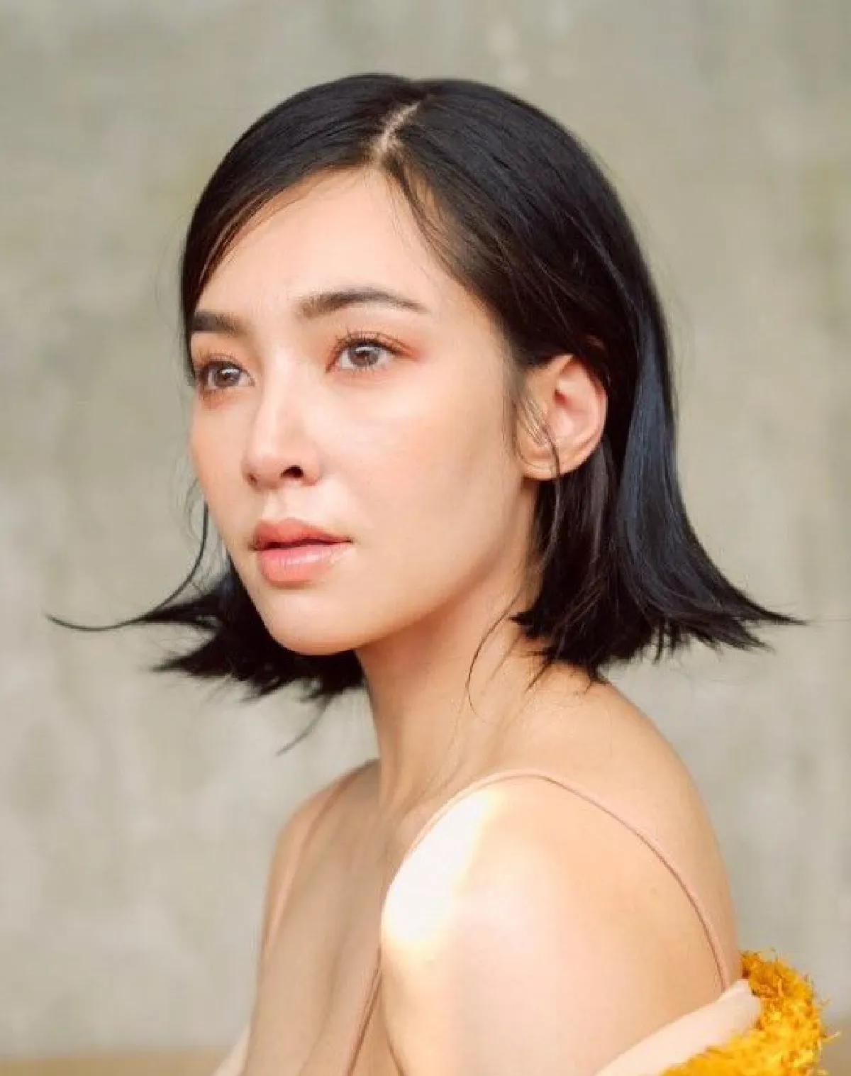 ส่องภาพ “เบลล่า” กับลุคผมสั้นสวยแซ่บ ทะมัดทะแมง